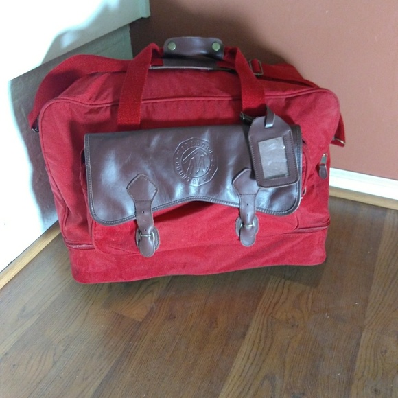 Marlboro Other - Marlboro discontinued duffle bag